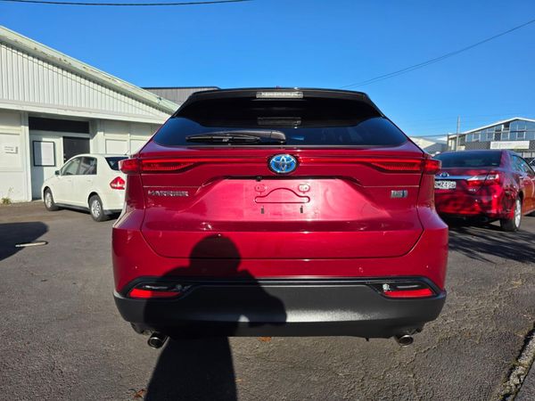 2020 Toyota Harrier Hybrid with Revesing Camera, Parking Sensors, Cruise Control ! Carousel 11