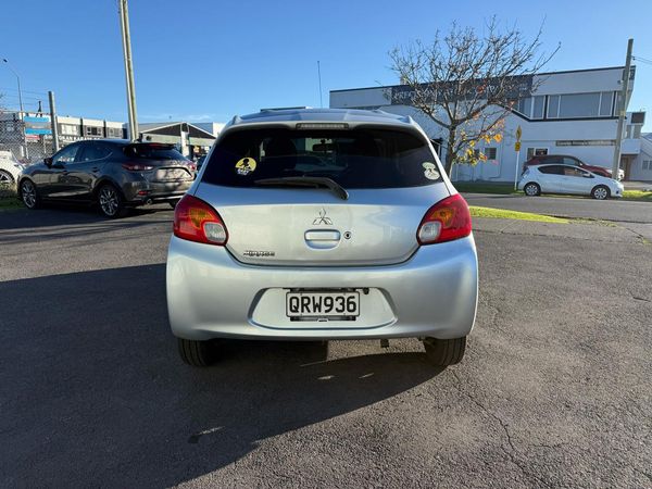 2015 Mitsubishi Mirage Low kms Carousel 13