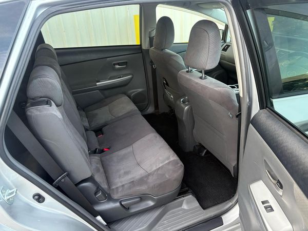 2013 Toyota Prius ALPHA G 7SEAT Carousel 14