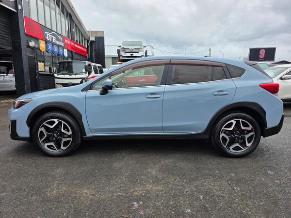 2017 Subaru XV AWD 2.0I-S EYESIGHT with Reversing Camera, Cruise Control ! Carousel 12