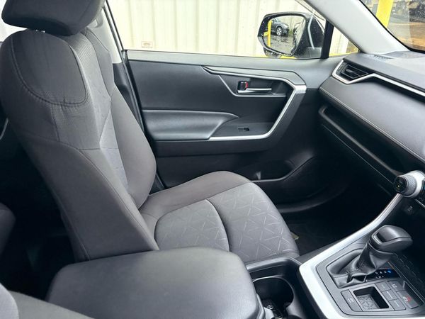 2020 Toyota RAV4 HYBRID X Carousel 3
