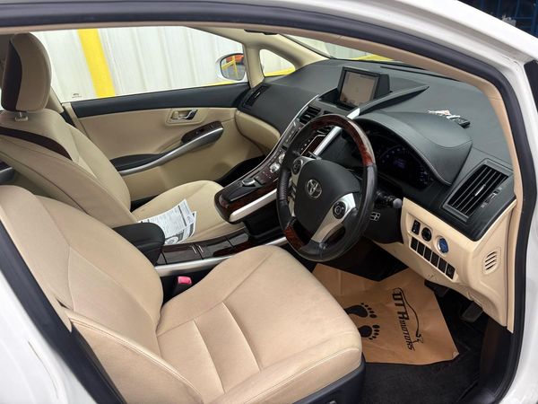 2013 Toyota Sai G Carousel 1