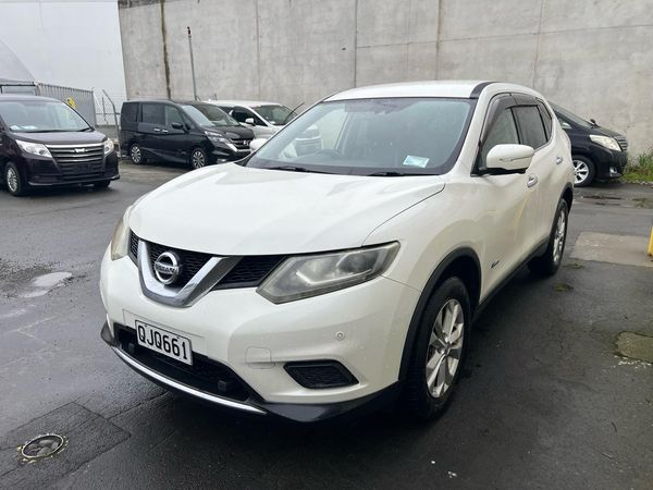 2015 Nissan X-Trail Hybrid with Reversing Camera, Parking Sensor ! Carousel 11