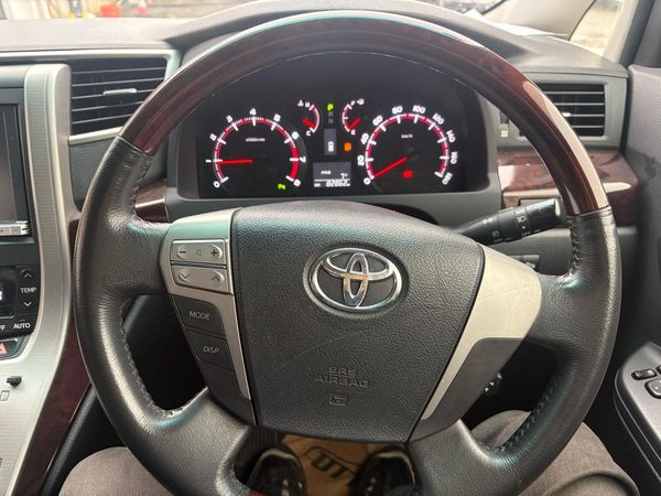 2013 Toyota VELLFIRE 2.4Z Carousel 8