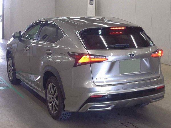 2014 Lexus NX NX300H VERSION L Carousel 1