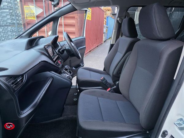 2014 Toyota Noah Hybrid 7 Seaters with Reversing Camera, Parking Sensors ! Carousel 7