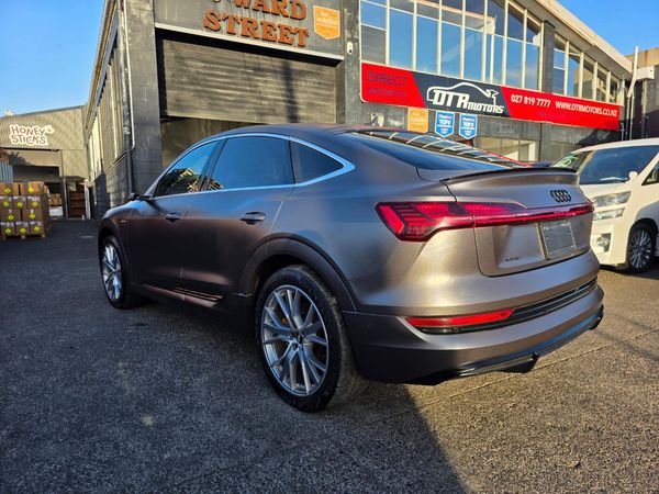 2021 Audi e-tron 55 QUATTRO S LINE 4WD Carousel 9