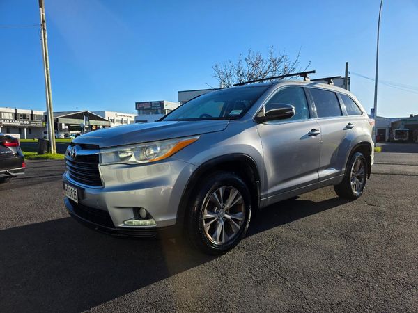 2014 Toyota Highlander GXL AWD 3.5P with Reversing Camera, Parking Sensors, Cruise Control ! Carousel 11