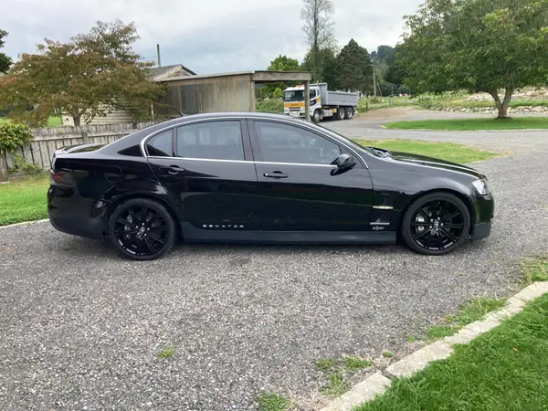 2008 HSV Senator Carousel 4