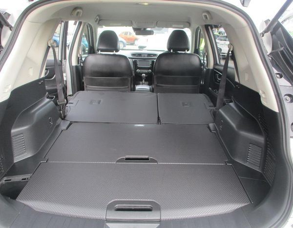 2014 Nissan X-TRAIL Carousel 9