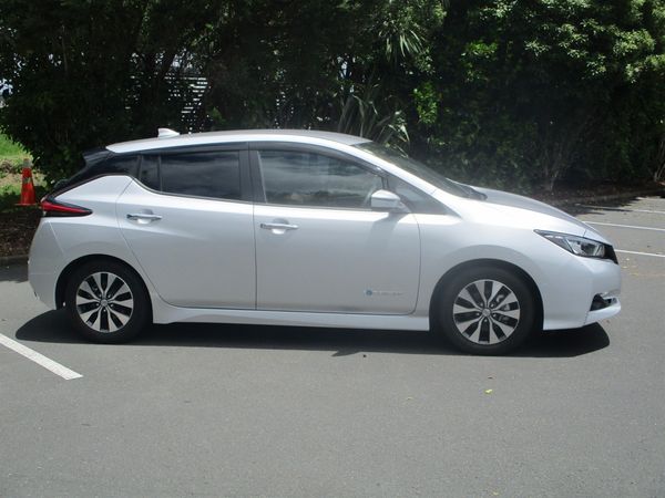 2021 Nissan Leaf 40kw Carousel 16