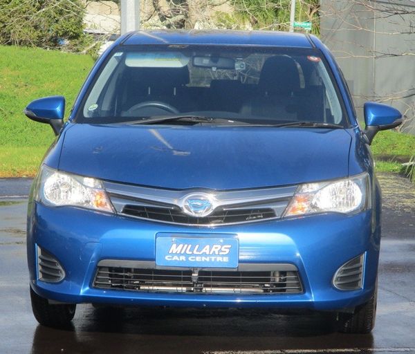 2014 Toyota Corolla Fielder Hybrid Carousel 6