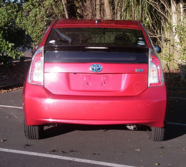 2015 Toyota Prius Carousel 2