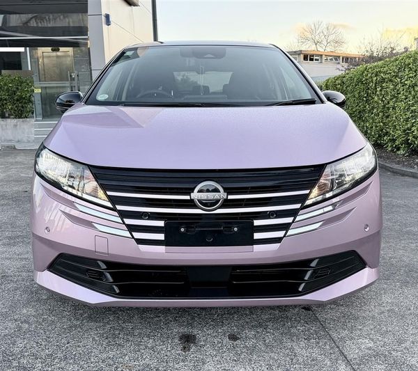 2024 Nissan Note e-power Carousel 3
