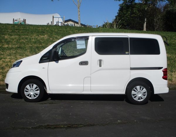 2021 Nissan NV200 Carousel 15