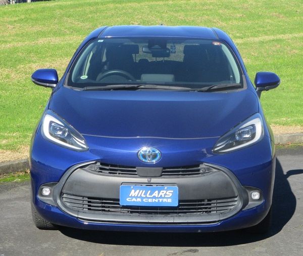 2021 Toyota Aqua X safety sense Carousel 15