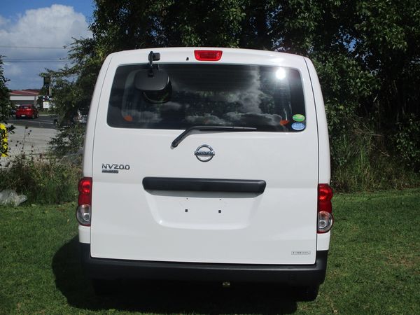 2020 Nissan Nv200 Vanette Van 5 seat Carousel 8