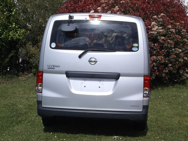 2021 Nissan NV200 5 seat Carousel 10