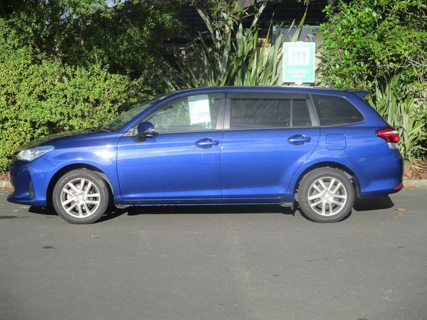 2021 Toyota Corolla Fielder Hybrid Carousel 11