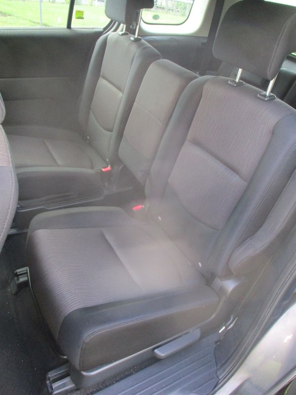 2009 Mazda Premacy Carousel 3