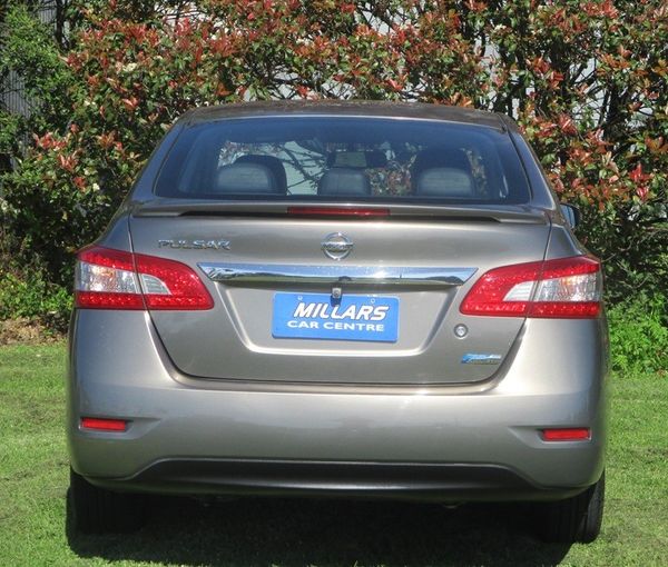 2014 Nissan Pulsar TI Carousel 13