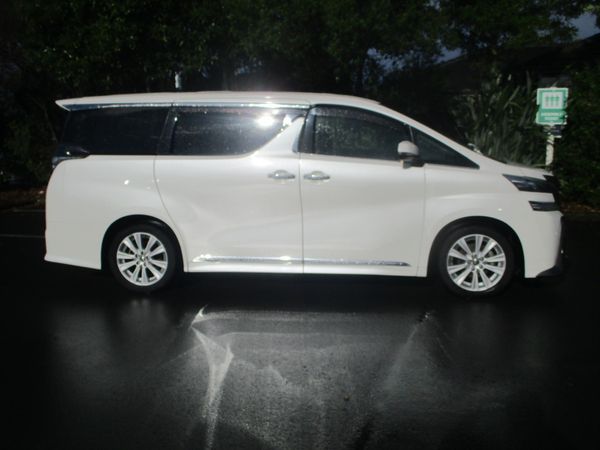 2018 Toyota Vellfire 25x Carousel 10