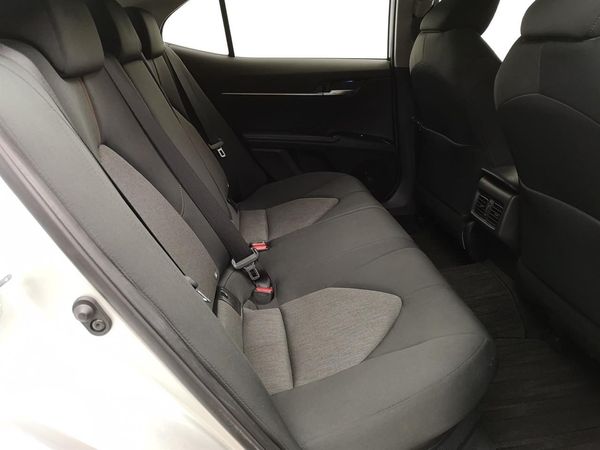 2021 Toyota Camry Hybrid Carousel 9