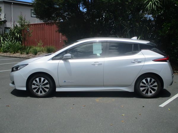 2021 Nissan Leaf 40kw Carousel 11