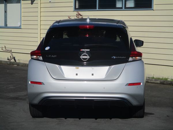 2021 Nissan Leaf 40kw Carousel 17