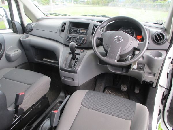 2020 Nissan Nv200 Vanette Van 5 seat Carousel 1