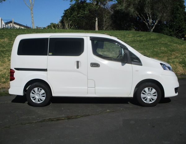 2021 Nissan NV200 Carousel 11