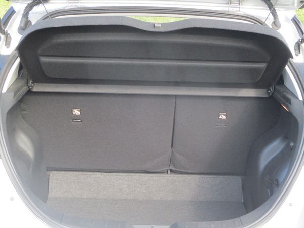 2021 Nissan Leaf 40kw Carousel 8