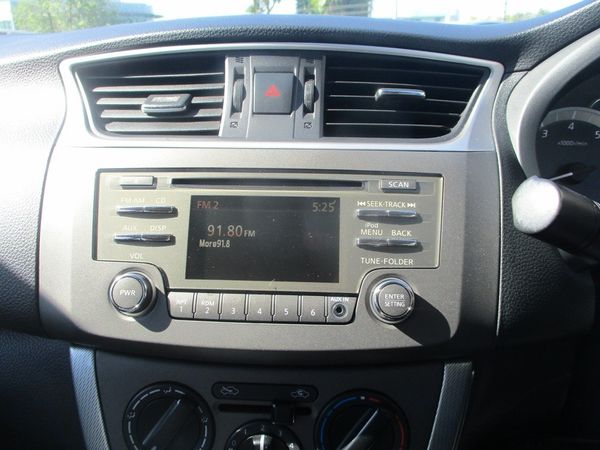 2014 Nissan Pulsar TI Carousel 2