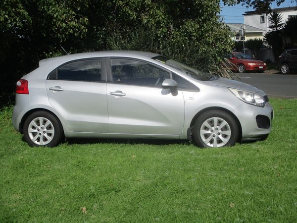 2014 Kia Rio Carousel 12
