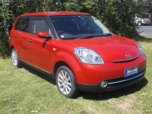 2011 Mazda Verisa Carousel 11