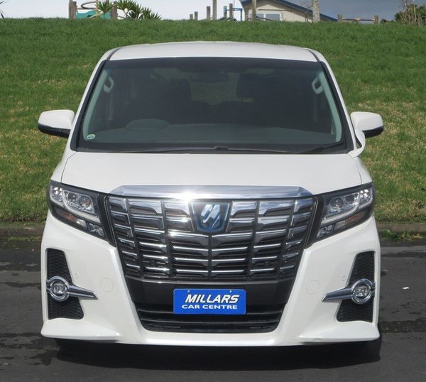 2015 Toyota Alphard Hybrid Carousel 14