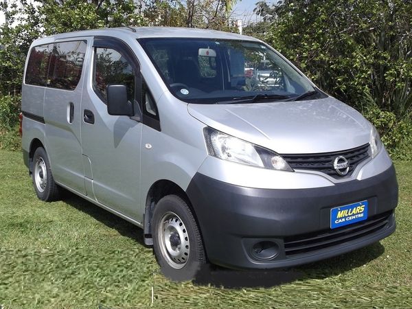 2021 Nissan NV200 5 seat Carousel 5