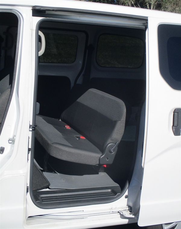 2021 Nissan NV200 Carousel 18