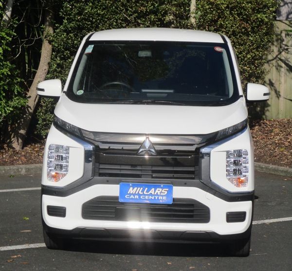 2025 Mitsubishi EK-EV G Carousel 13