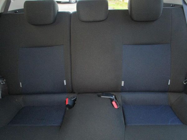 2014 Toyota Aqua S Carousel 4