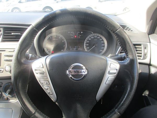 2014 Nissan Pulsar TI Carousel 1