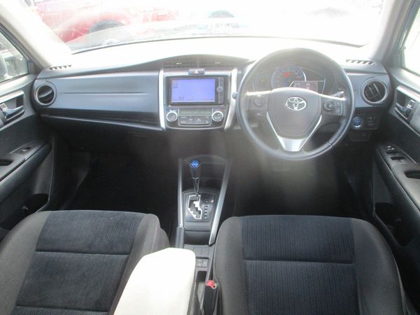 2014 Toyota Corolla Fielder Hybrid Carousel 3