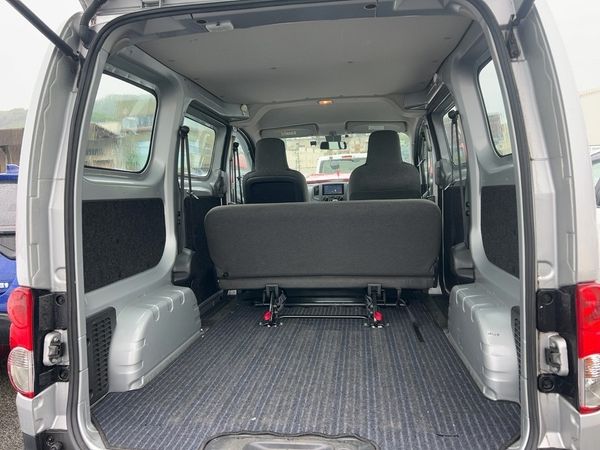 2021 Nissan NV200 5 seat Carousel 3