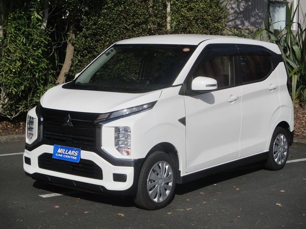 2025 Mitsubishi EK-EV G
