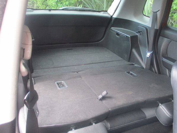 2011 Mazda Verisa Carousel 1