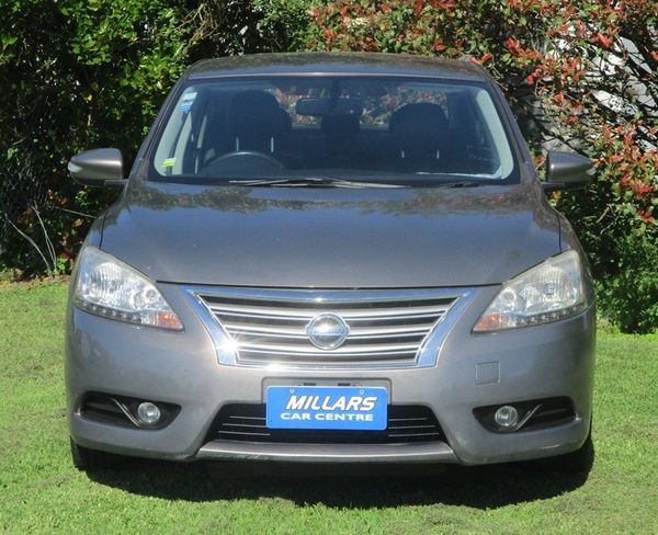 2014 Nissan Pulsar TI Carousel 10