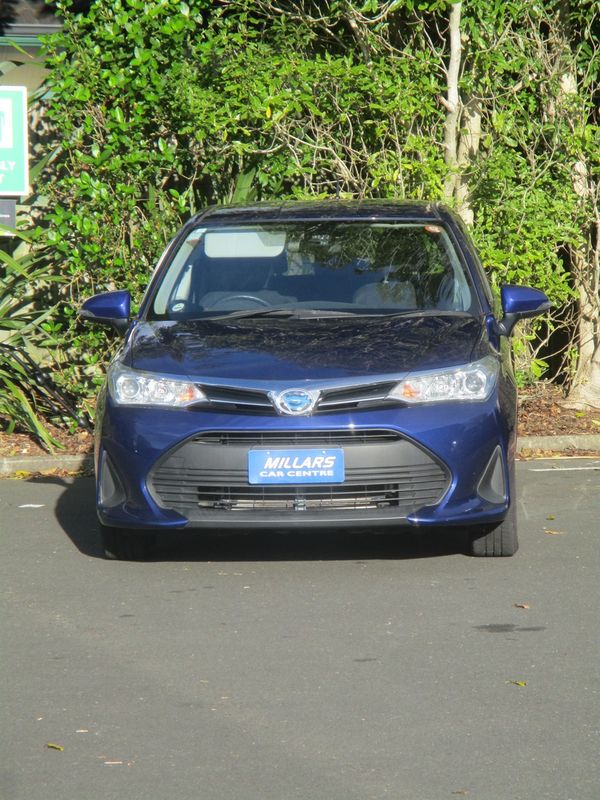 2021 Toyota Corolla Fielder Hybrid Carousel 13