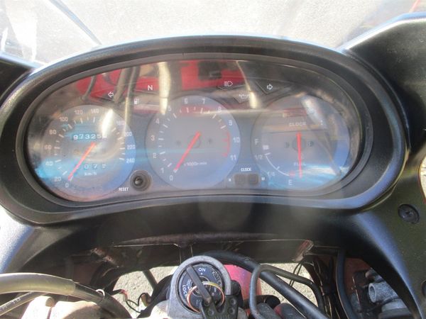 1998 Yamaha XJ900 SK Carousel 9