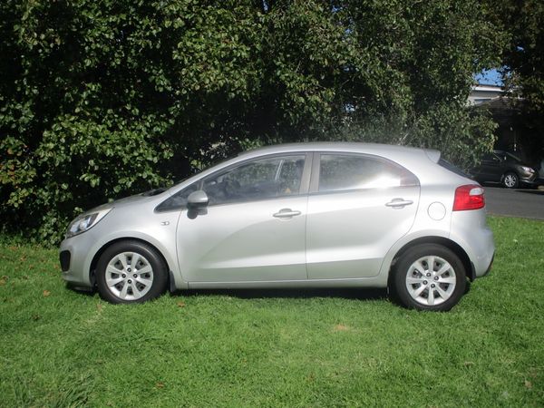 2014 Kia Rio Carousel 14