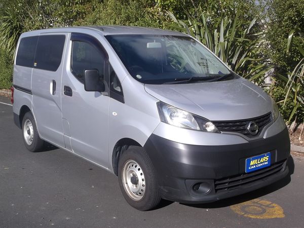 2021 Nissan NV200 5 seat